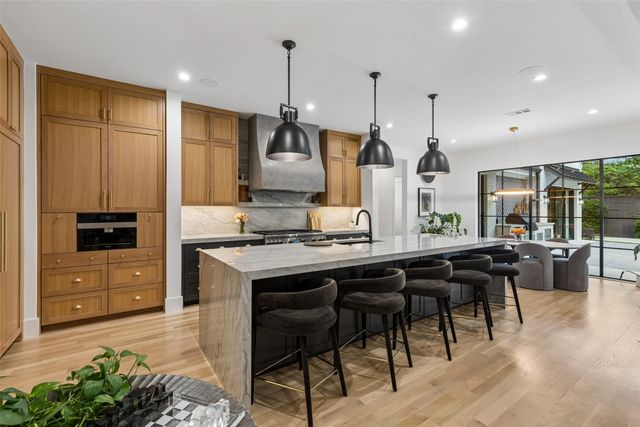 11224 Northgate Circle, Dallas, TX 75230