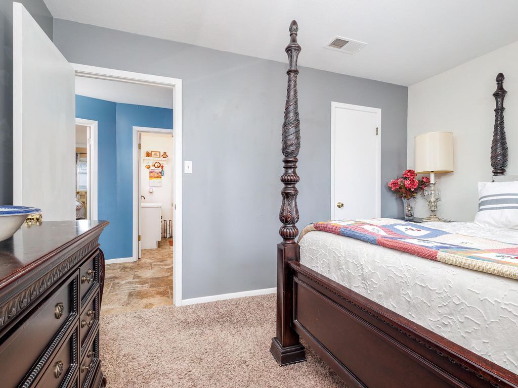 Image 26 of property listing at 1201 N 10th Street, Winters, TX 79567