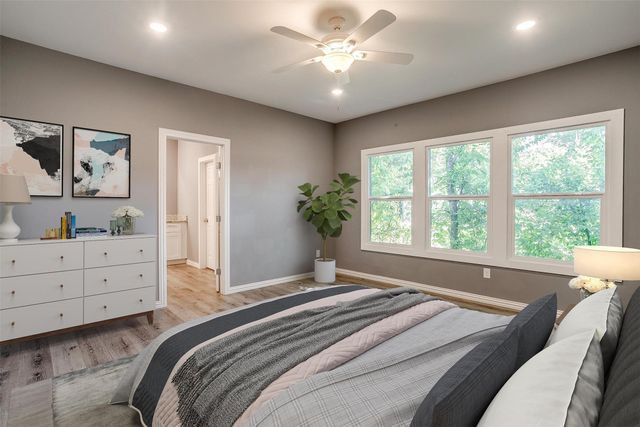 1117 E Cantey Street, Fort Worth, TX 76104