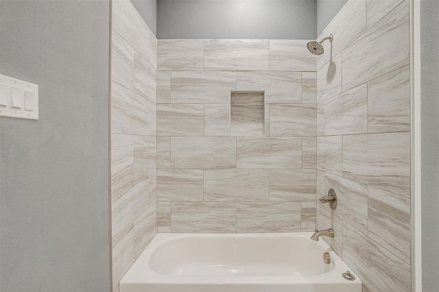 1117 E Cantey Street, Fort Worth, TX 76104