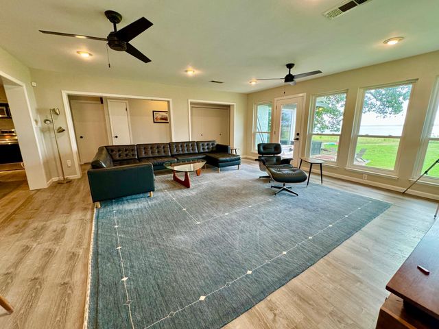 308 Blue Sky WAY, Buchanan Dam, TX 78609