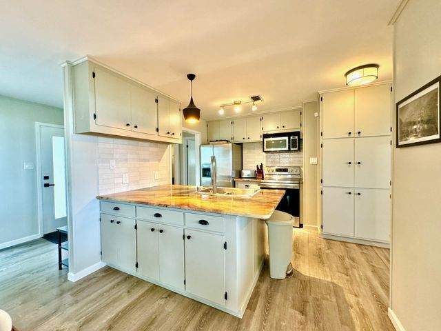 308 Blue Sky WAY, Buchanan Dam, TX 78609