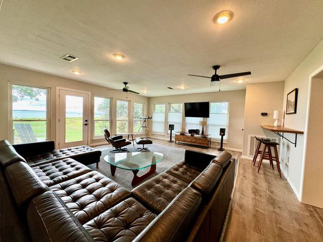 308 Blue Sky WAY, Buchanan Dam, TX 78609