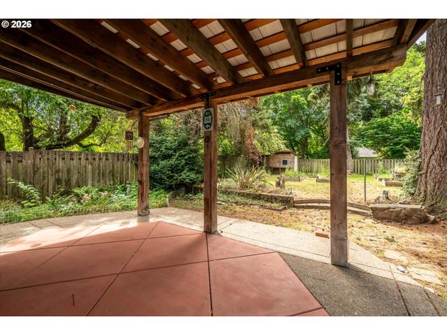 2536 Wood Ave, Eugene, OR 97402