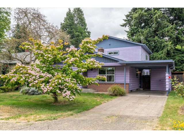 2536 Wood Ave, Eugene, OR 97402