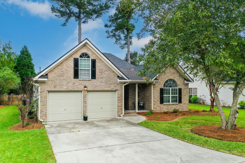 112 Royal Troon Court, Summerville, SC 29483
