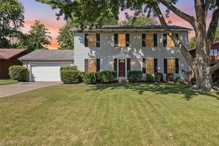19836 Bennington Drive, Strongsville, OH 44136