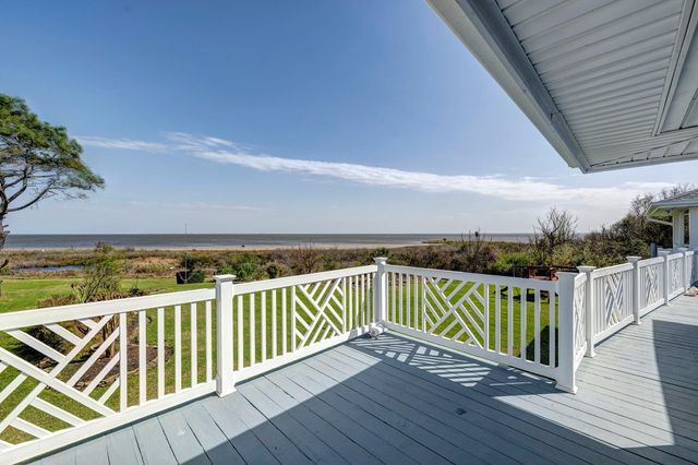 5113 Oleander Street, Seabrook, TX 77586