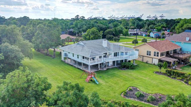 5113 Oleander Street, Seabrook, TX 77586