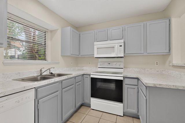 1700 Wheatfield Drive, Mesquite, TX 75149