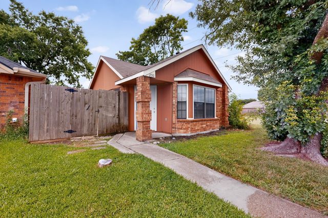 1700 Wheatfield Drive, Mesquite, TX 75149