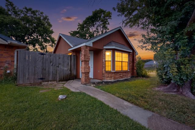 1700 Wheatfield Drive, Mesquite, TX 75149