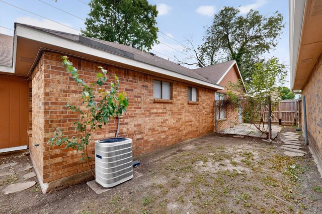 1700 Wheatfield Drive, Mesquite, TX 75149
