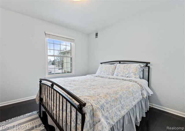 19266 Northridge Drive, Northville, MI 48167