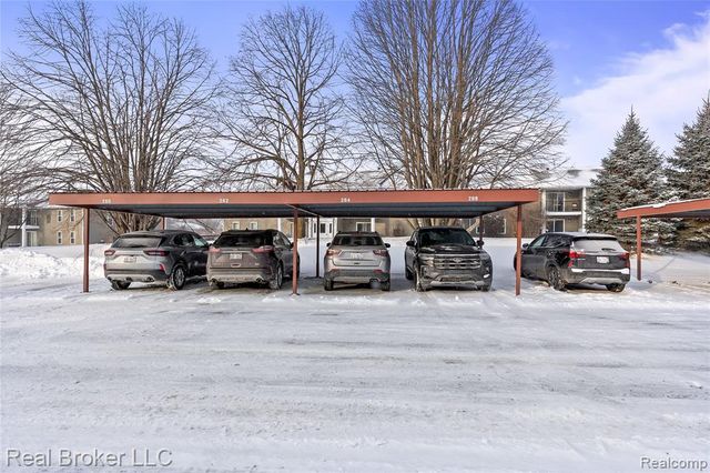 19266 Northridge Drive, Northville, MI 48167