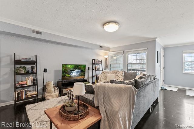 19266 Northridge Drive, Northville, MI 48167