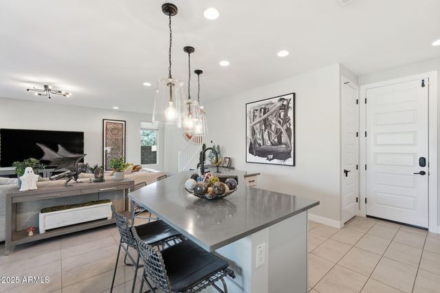 22038 N 28TH Place, Phoenix, AZ 85050