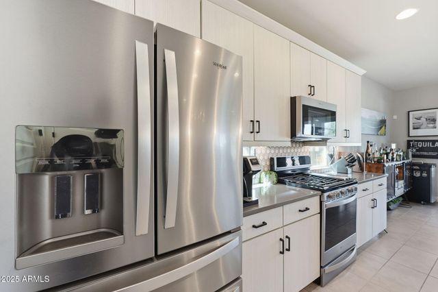 22038 N 28TH Place, Phoenix, AZ 85050