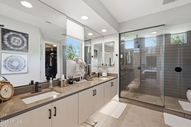 22038 N 28TH Place, Phoenix, AZ 85050