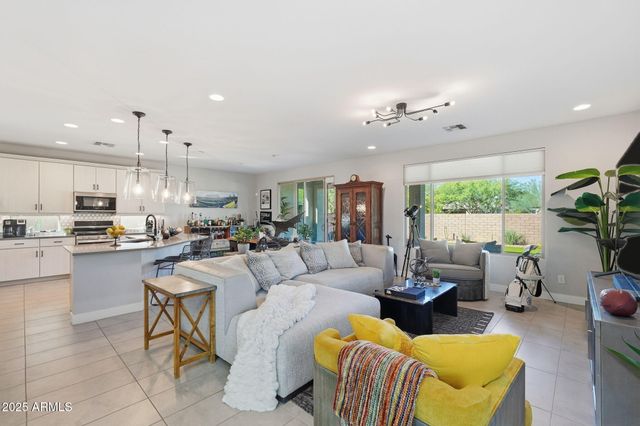 22038 N 28TH Place, Phoenix, AZ 85050