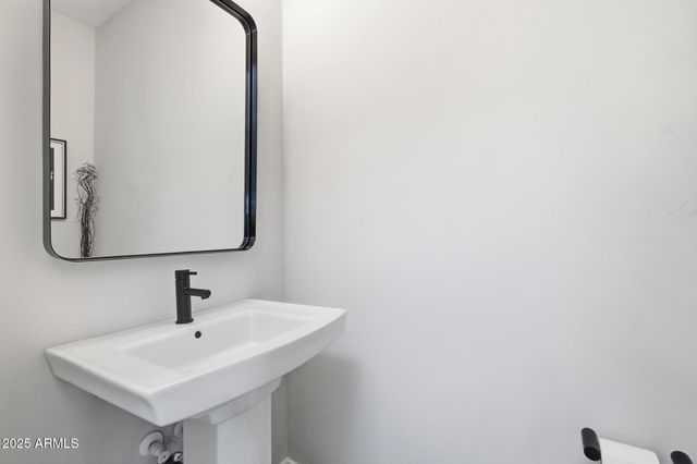 22038 N 28TH Place, Phoenix, AZ 85050