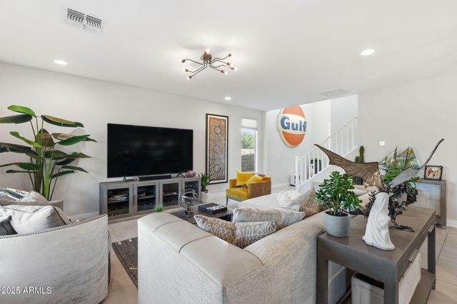 22038 N 28TH Place, Phoenix, AZ 85050