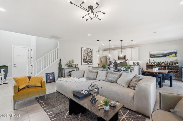 22038 N 28TH Place, Phoenix, AZ 85050