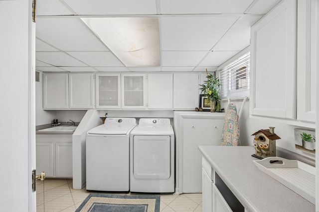 18846 Queens Road, Homewood, IL 60430