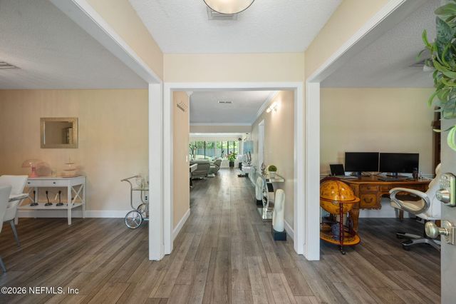 11780 MANDARIN FOREST Drive, Jacksonville, FL 32223