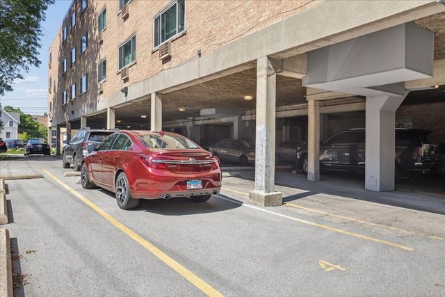 425 Home Avenue 1g, Oak Park, IL 60302