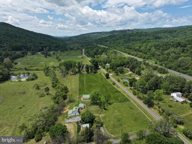 3195 FIERY RUN RD, Linden, VA 22642