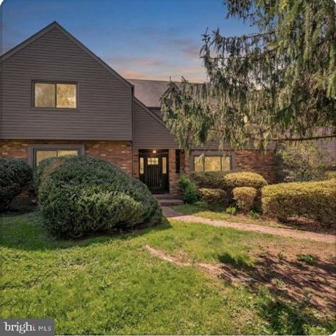 3195 FIERY RUN RD, Linden, VA 22642