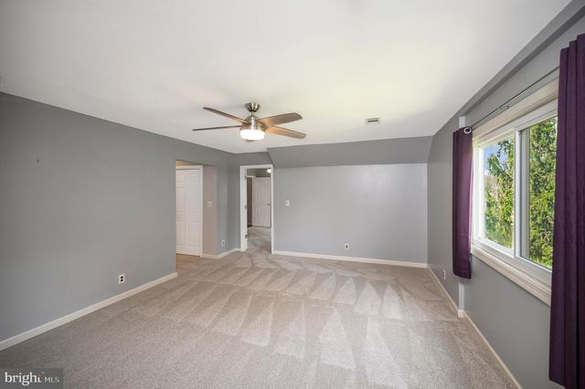 3195 FIERY RUN RD, Linden, VA 22642