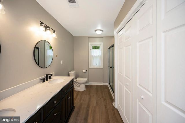 3195 FIERY RUN RD, Linden, VA 22642