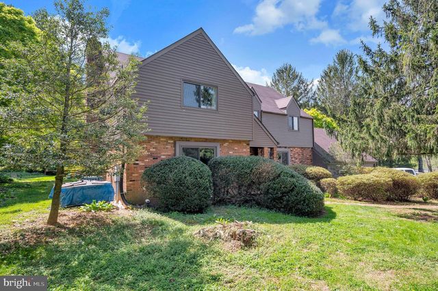 3195 FIERY RUN RD, Linden, VA 22642