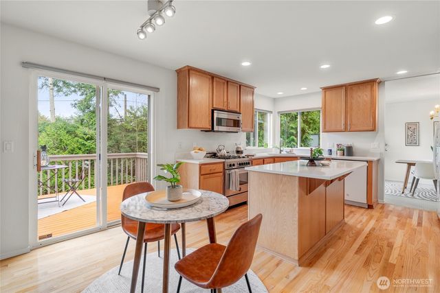 625 191st Street SW, Lynnwood, WA 98036