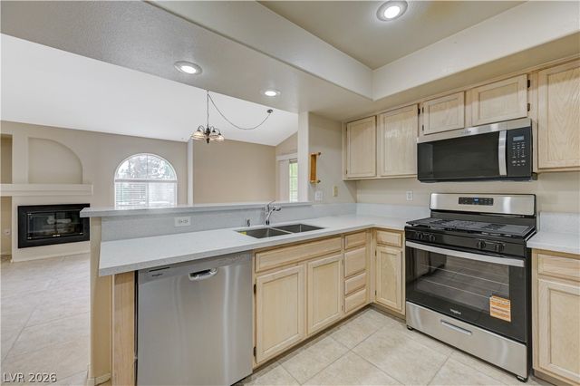 7950 West Flamingo Road 2123, Las Vegas, NV 89147