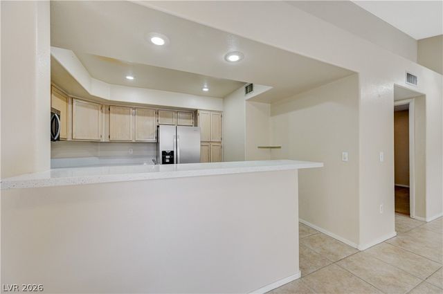 7950 West Flamingo Road 2123, Las Vegas, NV 89147