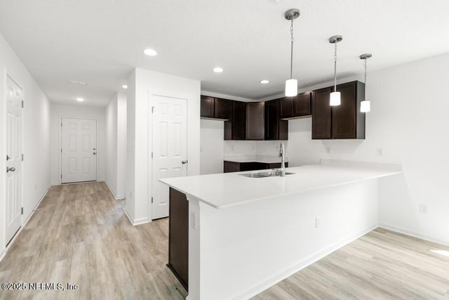 5536 LEAMING Avenue, Jacksonville, FL 32254