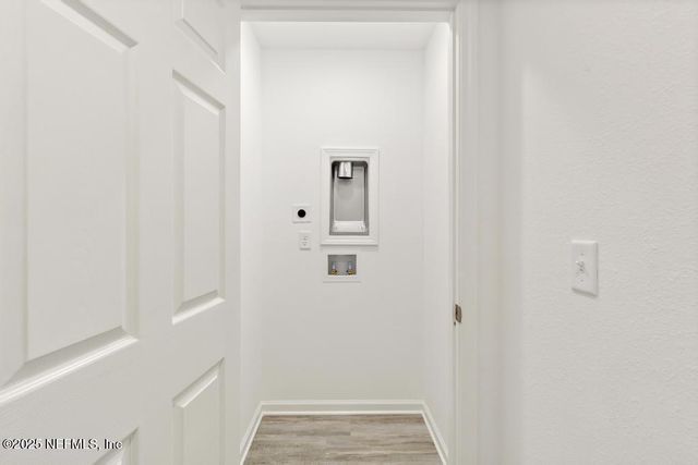 5536 LEAMING Avenue, Jacksonville, FL 32254