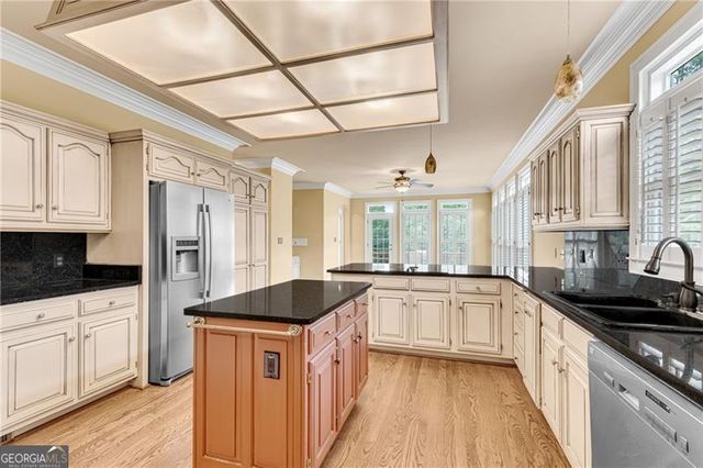1006 Quaker Ridge Way, Johns Creek, GA 30097