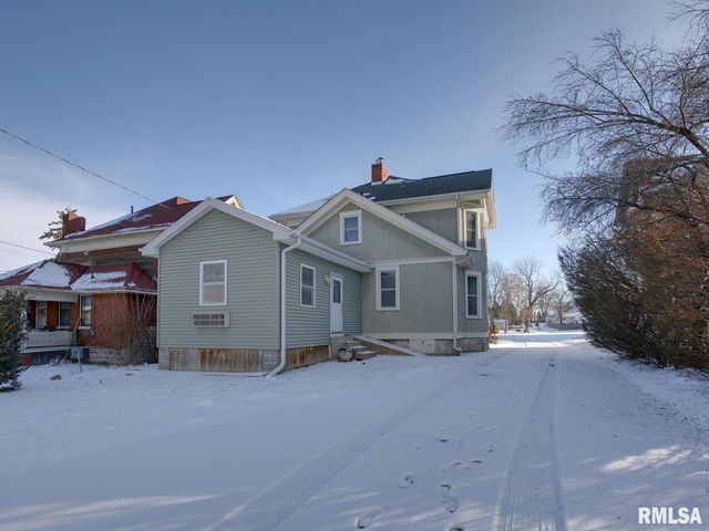 1235 N 8TH Street, Quincy, IL 62301