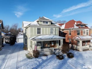 1235 N 8TH Street, Quincy, IL 62301