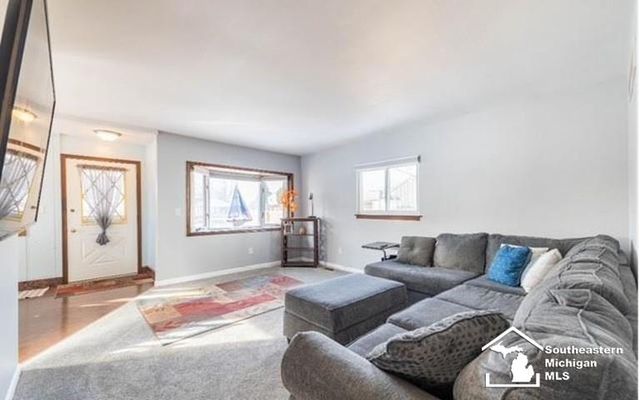 35342 Lake Drive, Brownstown, MI 48173
