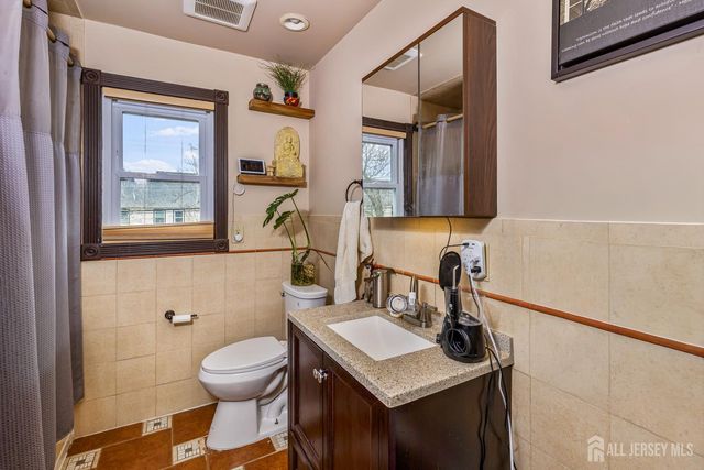 165 Macarthur Avenue, Sayreville, NJ 08872