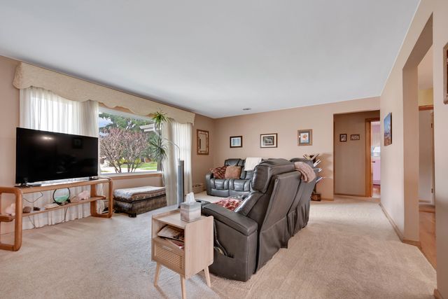 4117 W 91st Place, Oak Lawn, IL 60453