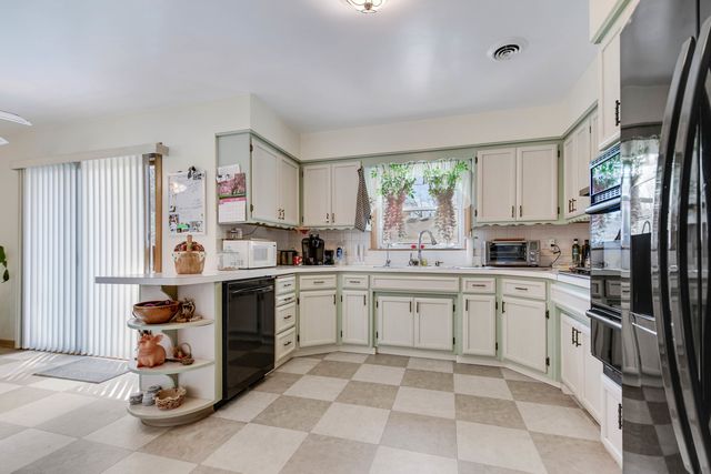 4117 W 91st Place, Oak Lawn, IL 60453