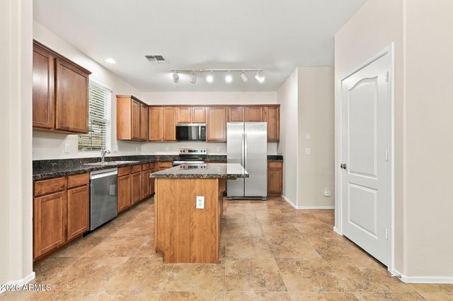 4081 E OAKLAND Street, Gilbert, AZ 85295