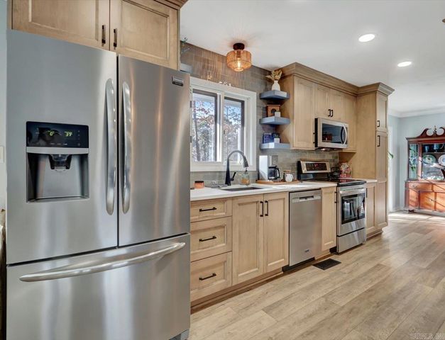 3 Valls Circle, Hot Springs Village, AR 71909