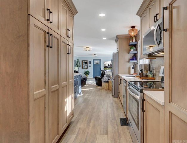 3 Valls Circle, Hot Springs Village, AR 71909